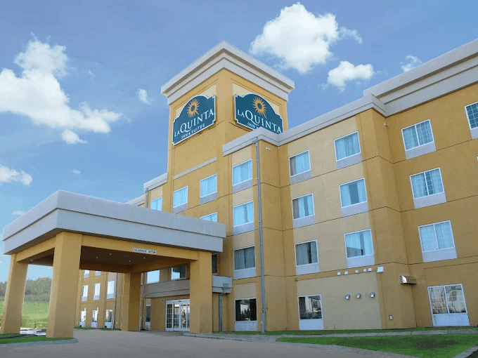 La Quinta Inn & Suites by Wyndham Fargo-Medical Center